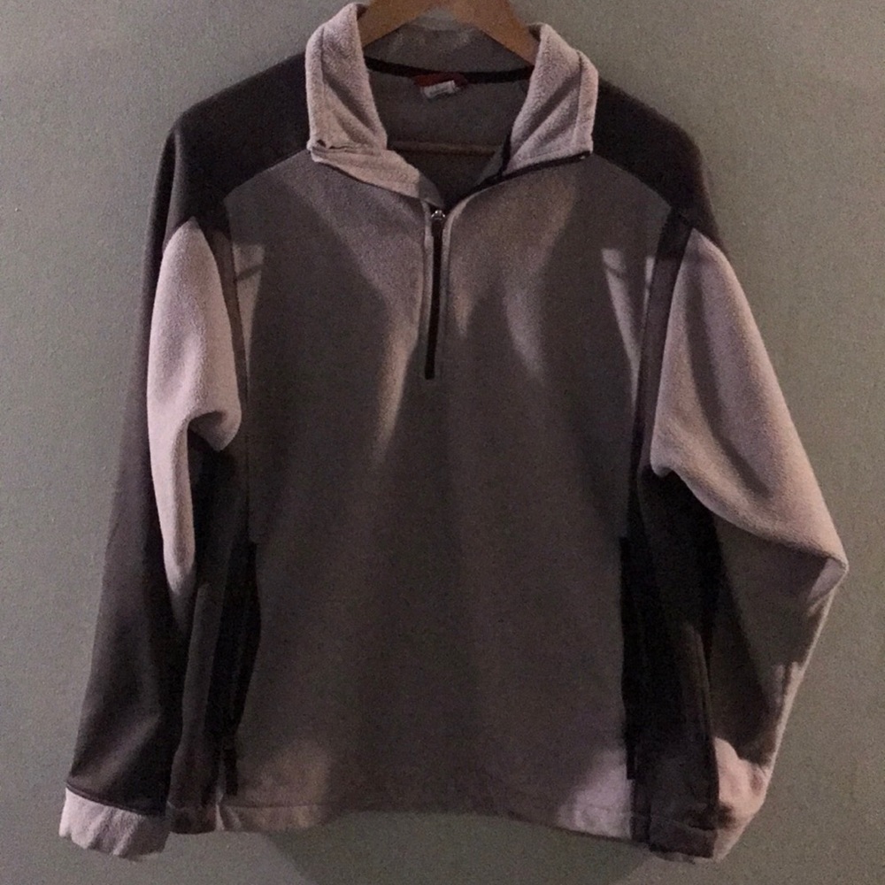 Men’s large old navy quarter zip sweatshirt